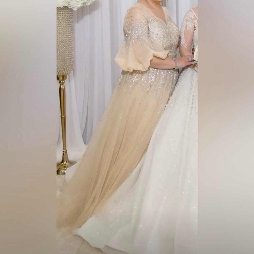 Beautiful beige/sparkle evening gown